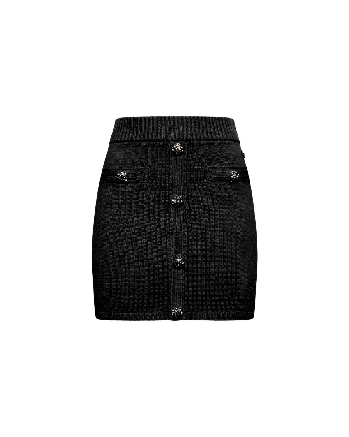 Skirt with decorative buttons