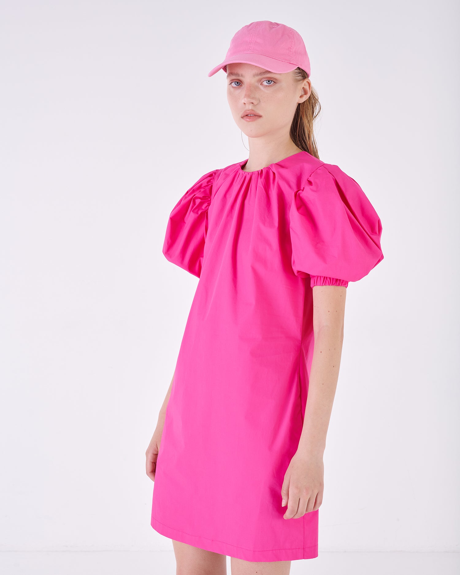 Dress with balloon sleeves