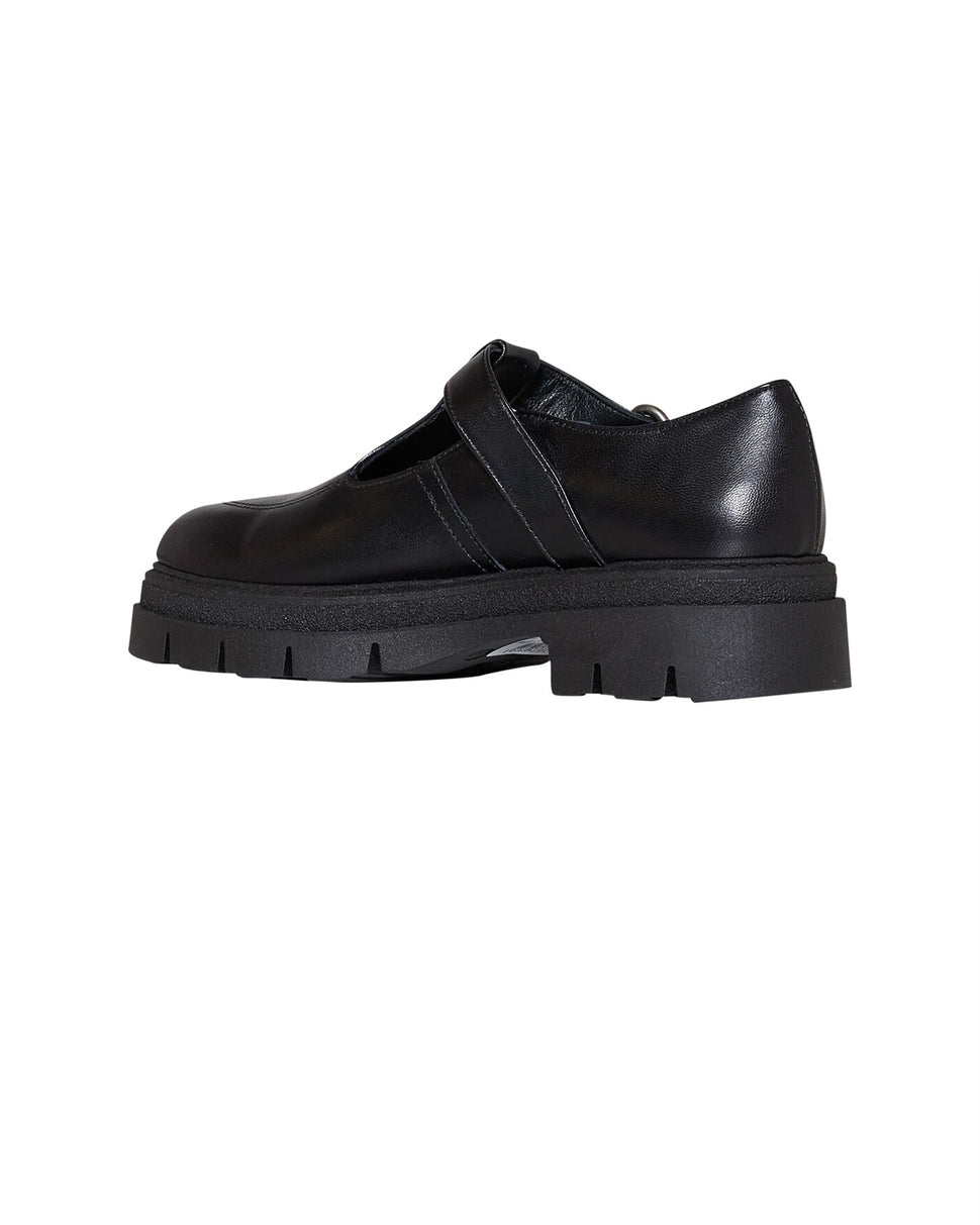 Scarpa con cinturino e suola strutturata - Silvian Heach