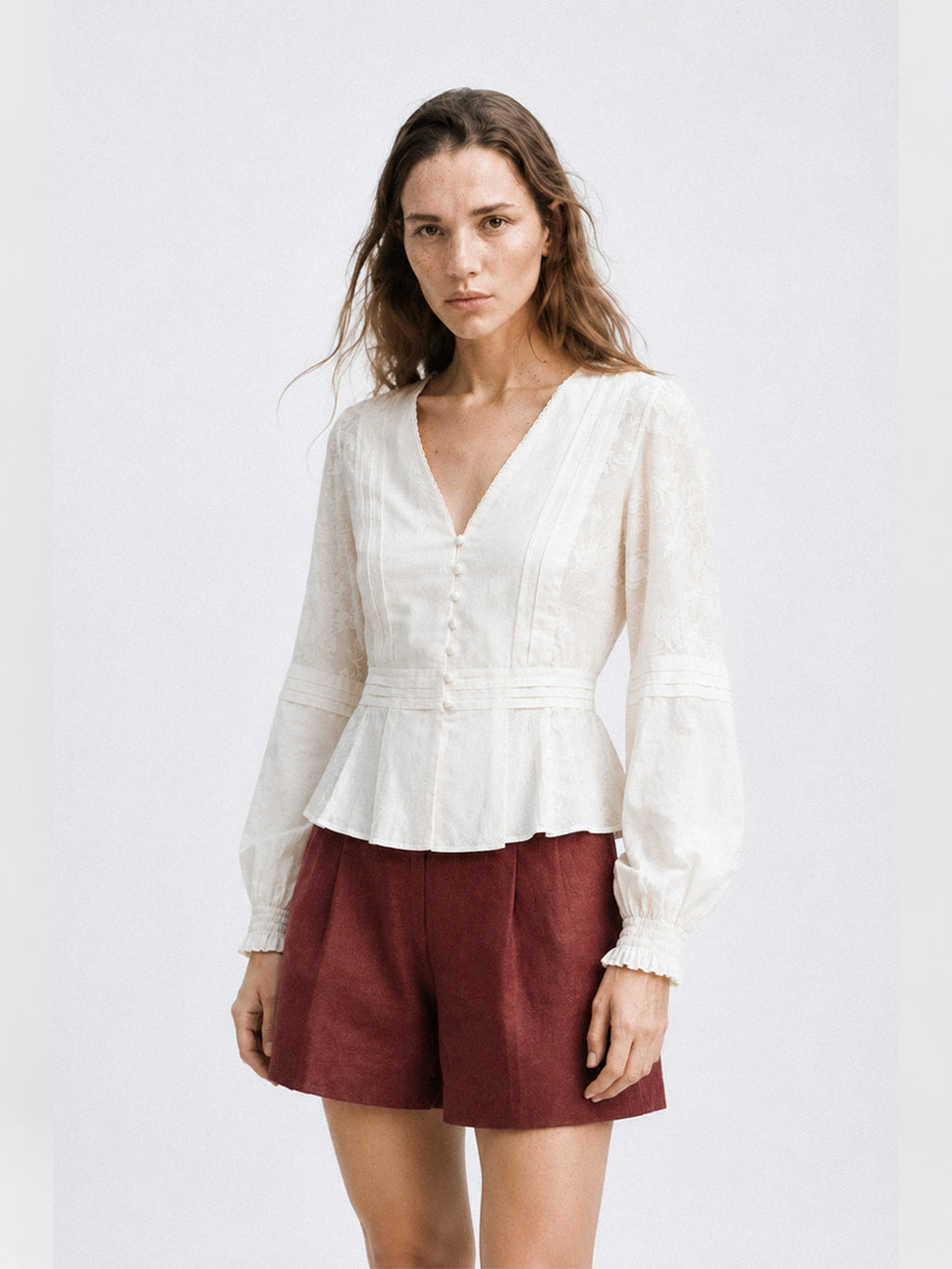 Blusa con pizzo e bottoni frontali BLUSA Silvian Heach