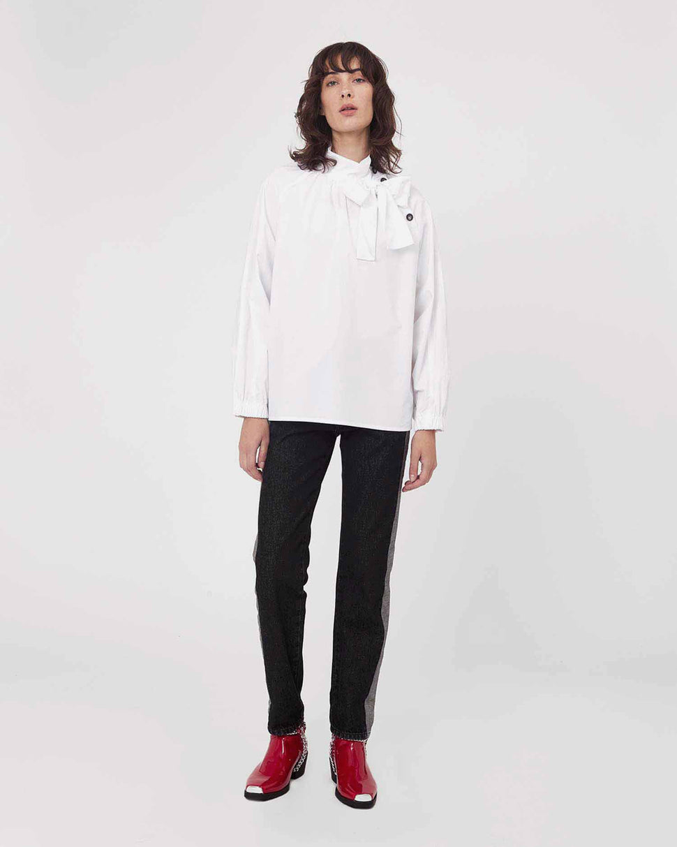 Blusa con fiocco al collo - Silvianheach