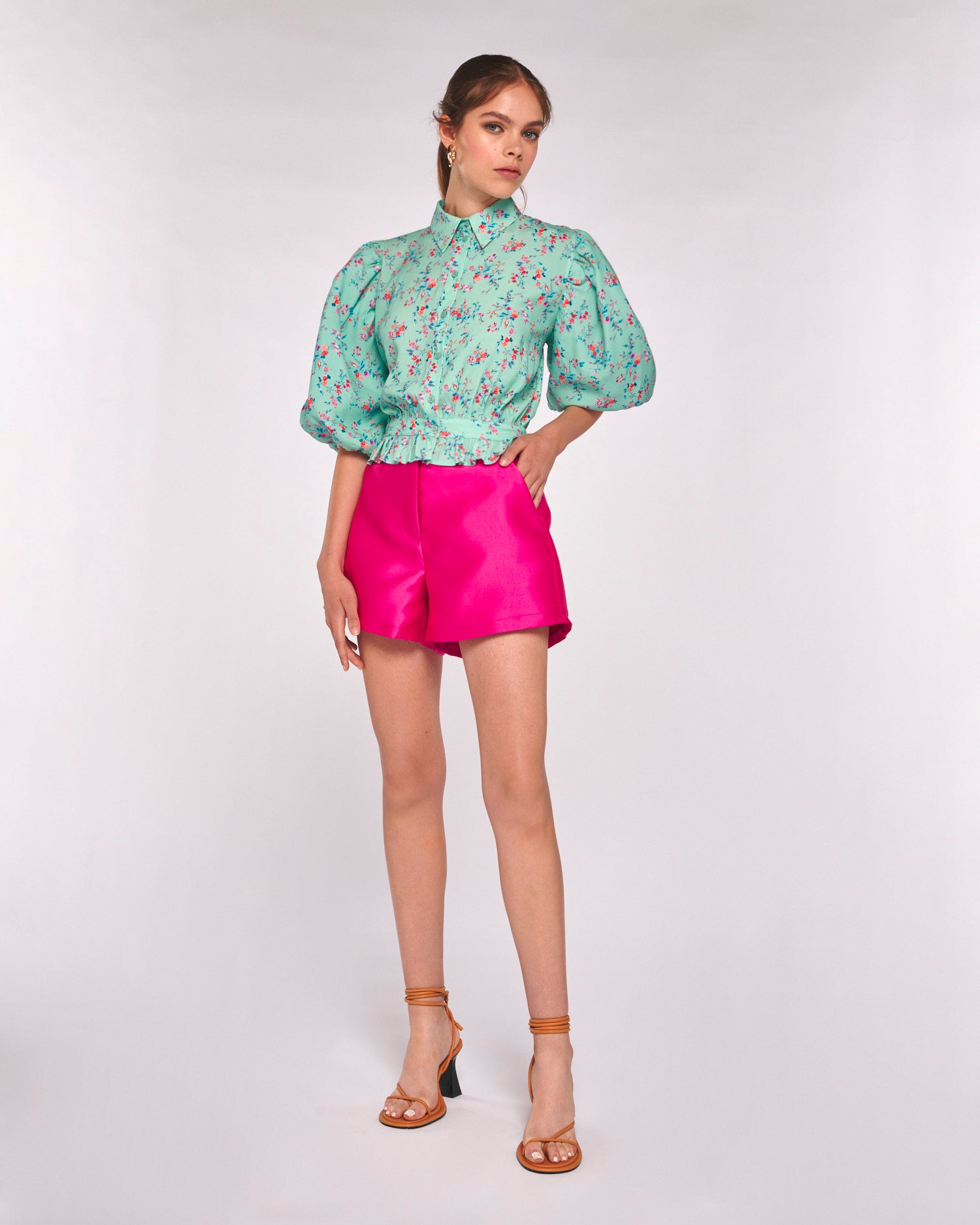 CAMICIA FANTASIA FLOREALE CON MANICHE A PALLONCINO AL GOMITO - Silvianheach