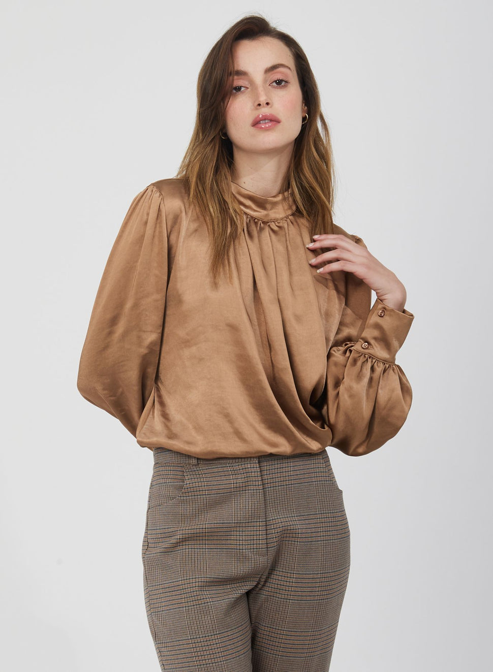 Blusa con fiocco e manica ampia - Silvianheach