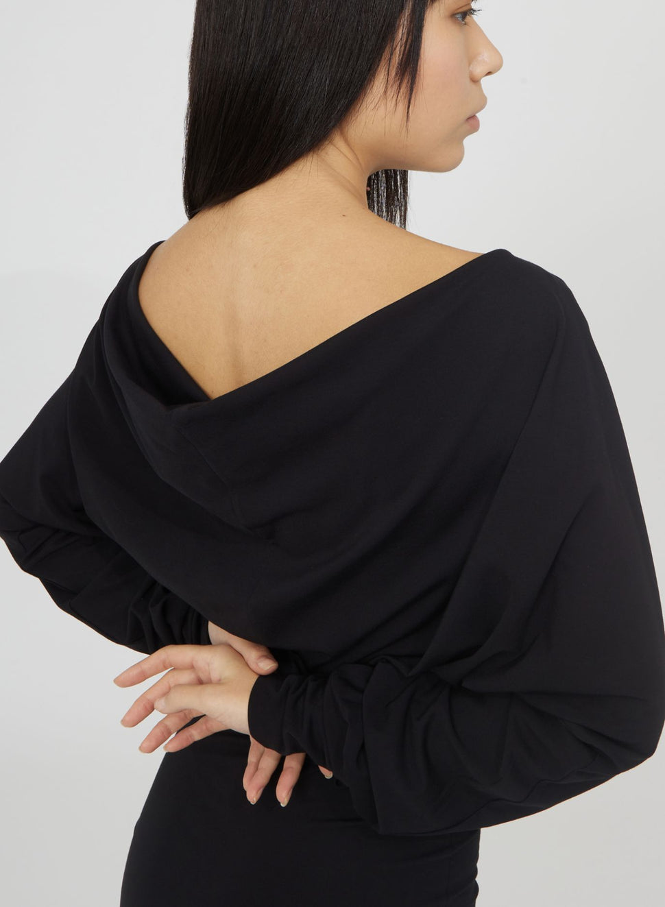 Abito corto slim con scollo - Silvianheach